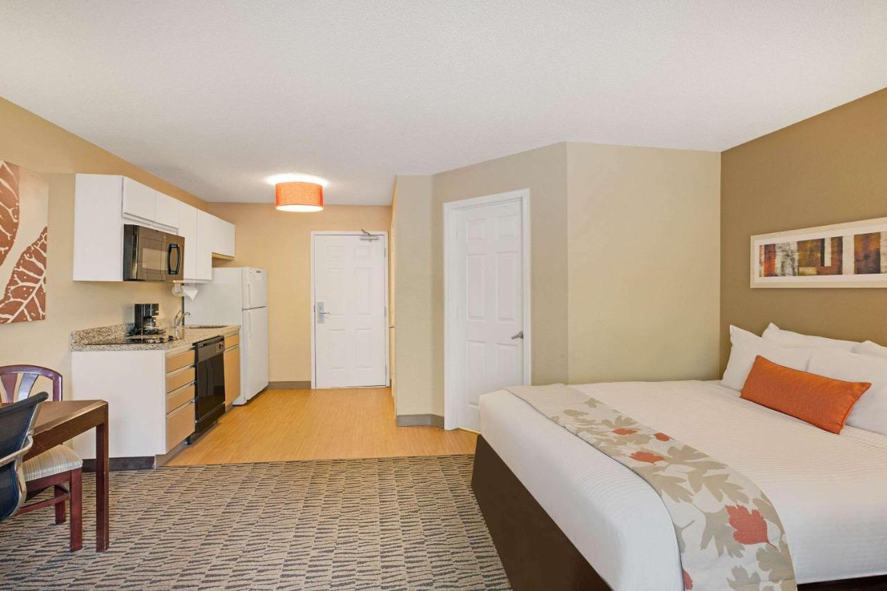 Mainstay Suites Greensboro Extérieur photo